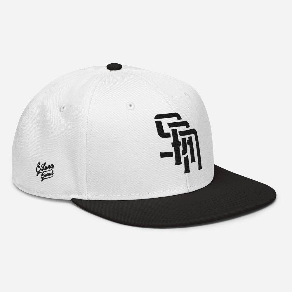 Snapback "SAN" | E Luna Brand PREMIUM | 4 logotipos con hilo negro | Edición con relieve 3D